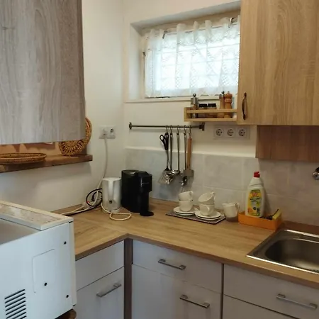 Fig Tree House * Lovas